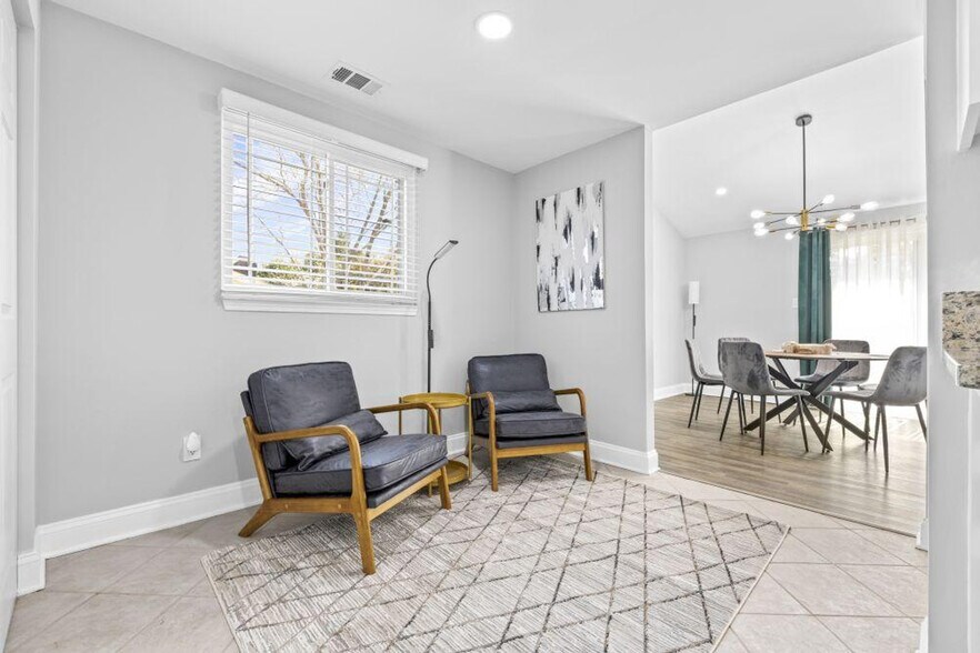 Building Photo - 7335 Quail Ridge Dr