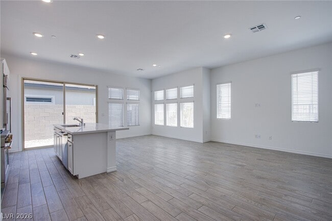Building Photo - 928 Allister Flds Ln