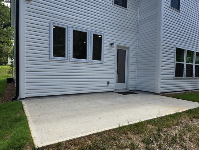 Building Photo - 4606 Wait Rd