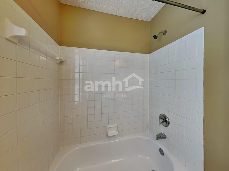 Building Photo - 4433 Greensbury Dr