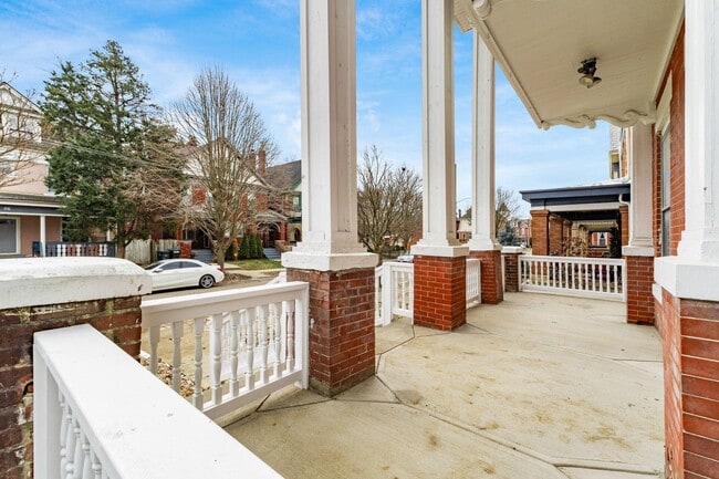 Building Photo - 61 Sherman Ave