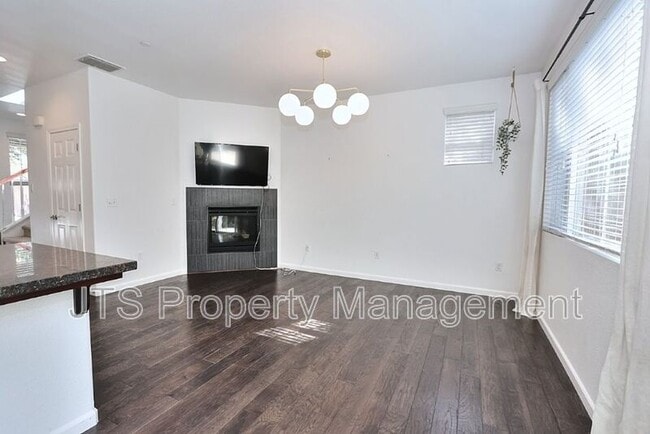 Building Photo - 3428 Trio Ln