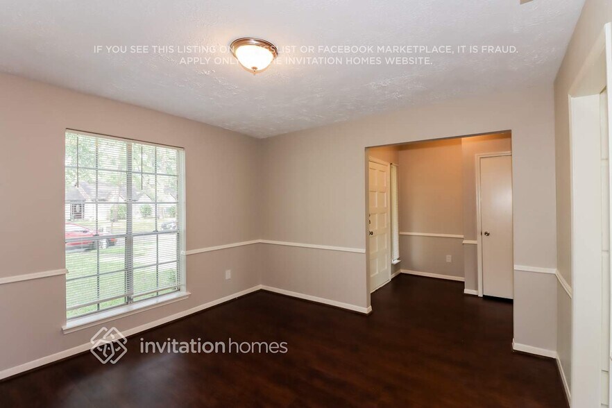 Building Photo - 25535 Thistlewaite Ln