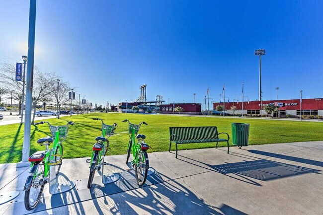 Building Photo - 602 North May-ID1385977P