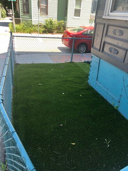 Building Photo - 239 Prospect St