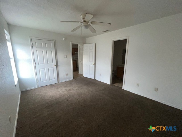 Building Photo - 3303 Toledo Dr
