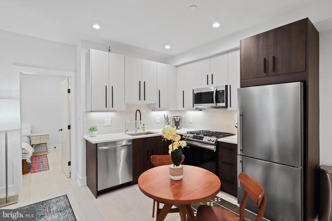 Building Photo - 3933 14th St NW