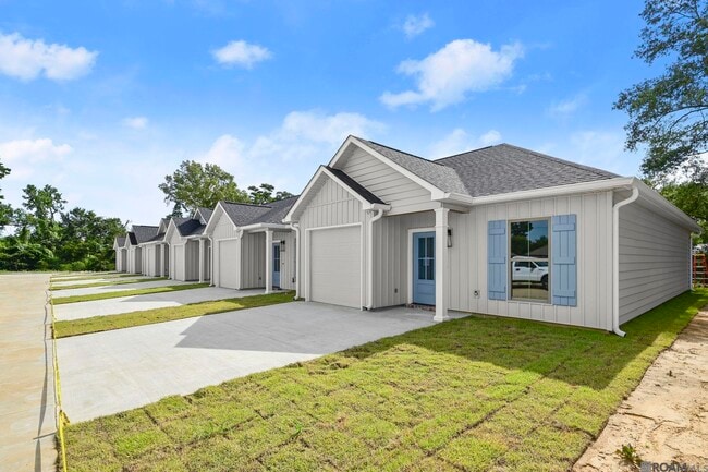 Building Photo - 8007 Arnold Rd