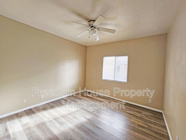 Building Photo - 1444 Star Rd