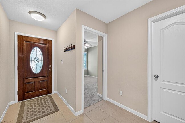 Building Photo - 18214 Almond Place Lane