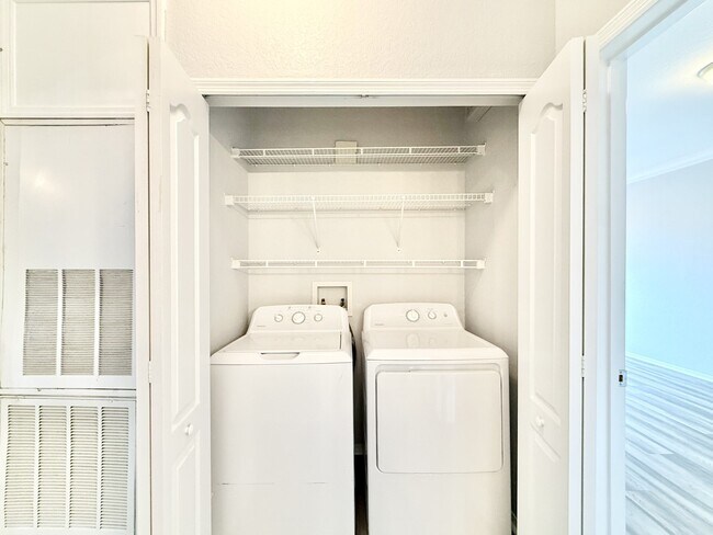 Building Photo - 2725 Via Cipriani