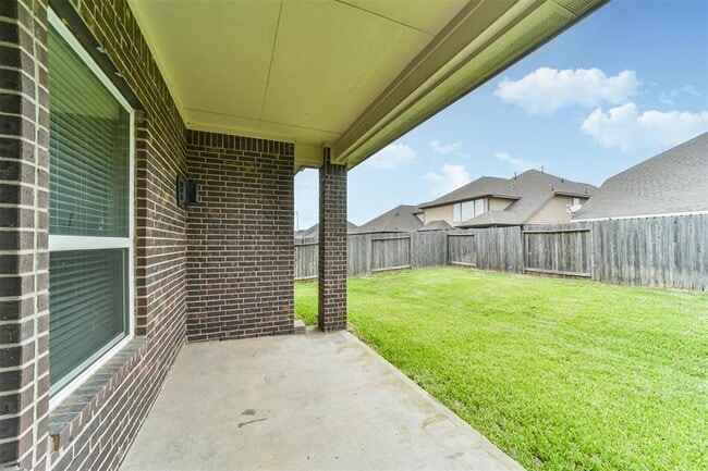 Building Photo - 14711 E Red Bayberry Ct