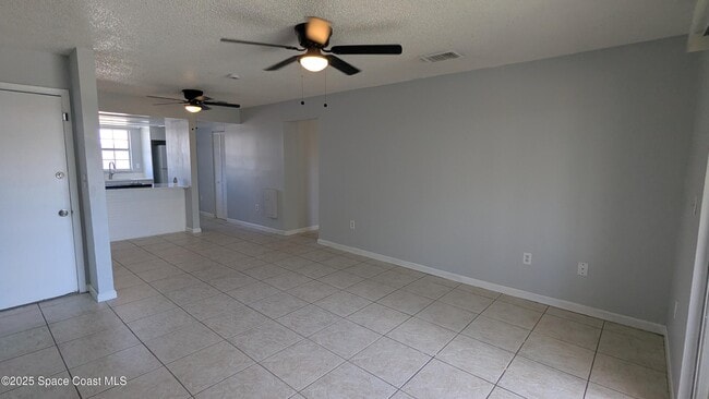 Building Photo - 281 Ulster Ln