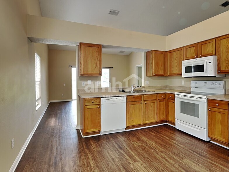 Building Photo - 10611 Walker Vista Dr