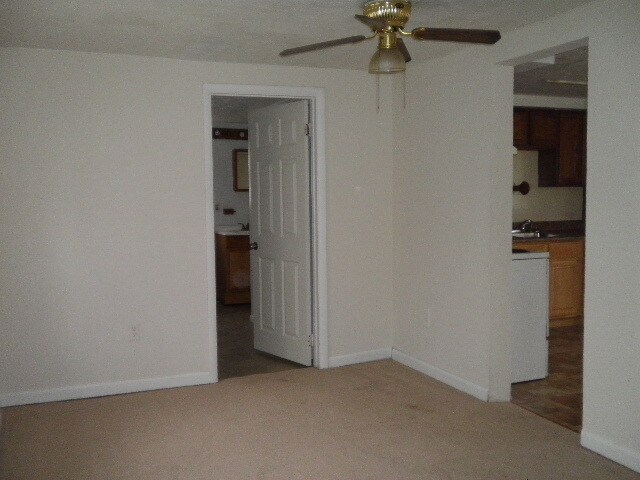Building Photo - 1715 Hall Ave