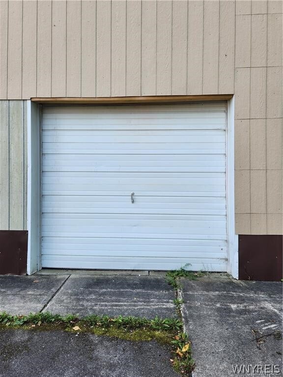 Building Photo - 8845 County