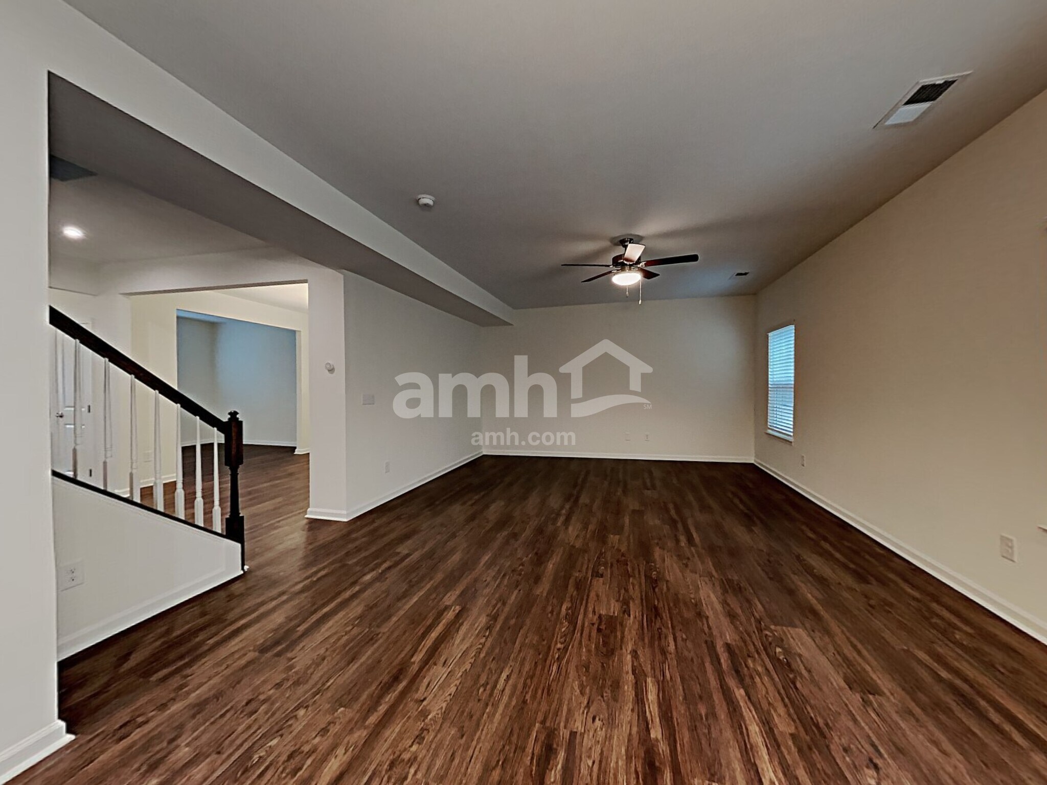 Building Photo - 5050 Twin River Dr