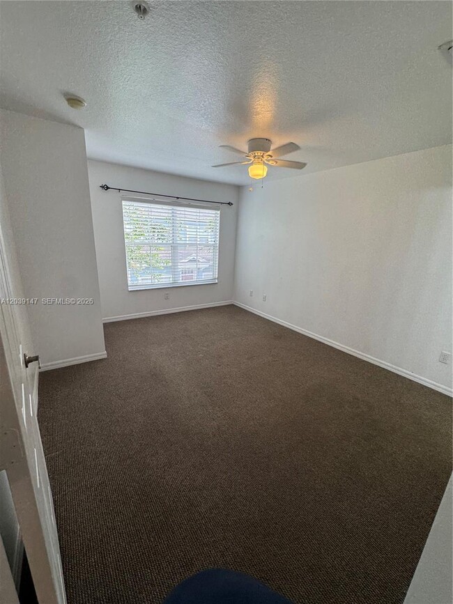 Building Photo - 4006 Santa Maria Dr