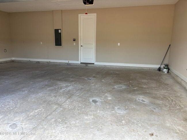 Building Photo - 380 Brybar Dr