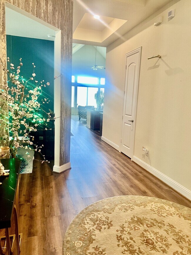 Building Photo - 2349 Blue Sail Dr