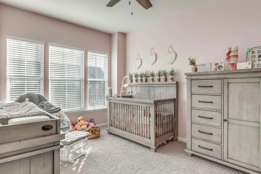 1 guest bedroom - 23659 Turtle Point Ter