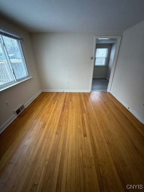 Building Photo - 103 Drexler Ave S