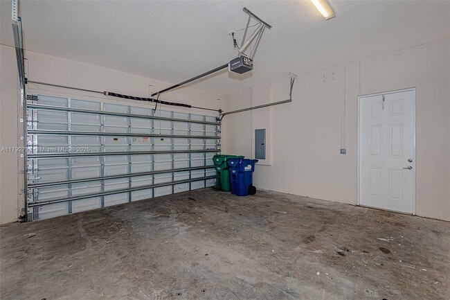 Building Photo - 9334 SW 173rd Terrace