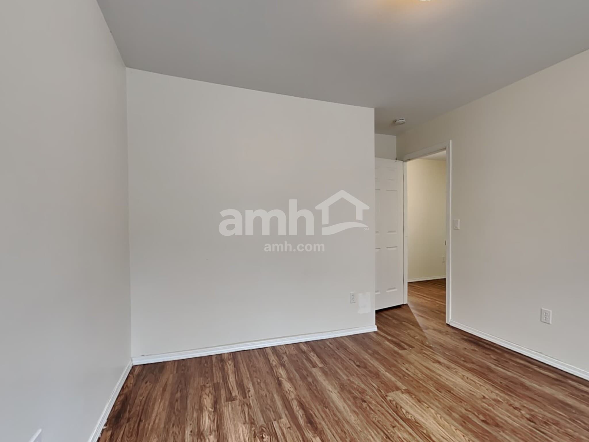 Building Photo - 18012 73rd Ave E