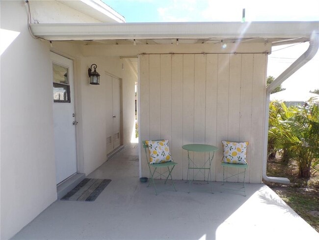 Building Photo - 22308 Laramore Ave