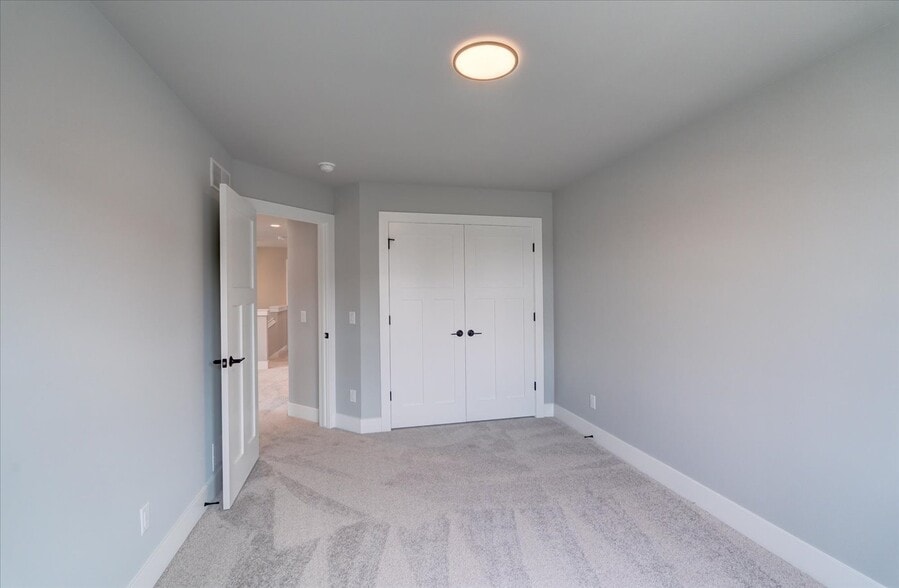 Building Photo - 4866 Suelo Rd