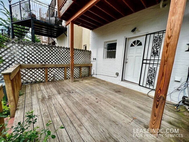 Building Photo - 1612 6th St NW