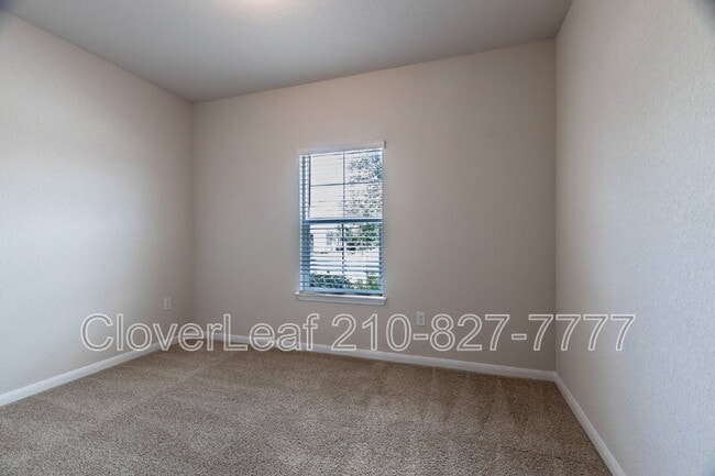 Building Photo - 2126 Silver Maple
