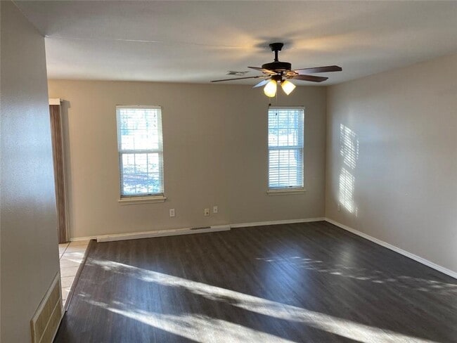 Building Photo - 38 Burnett Cir