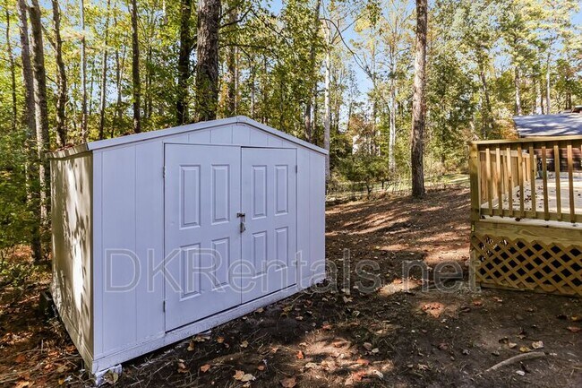 Building Photo - 135 Beethoven Ct