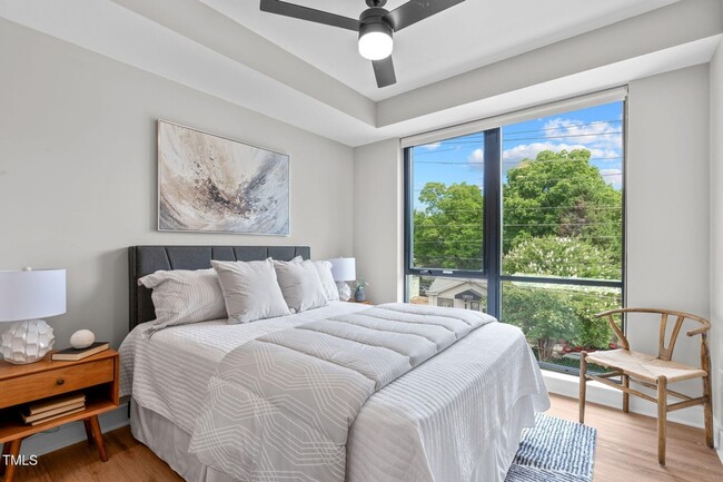 Building Photo - Newly Remodeled 2BD, 2BA Downtown Raleigh ...