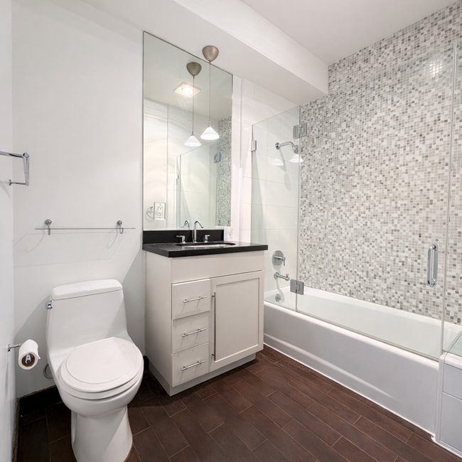 Building Photo - 1738 Lombard St