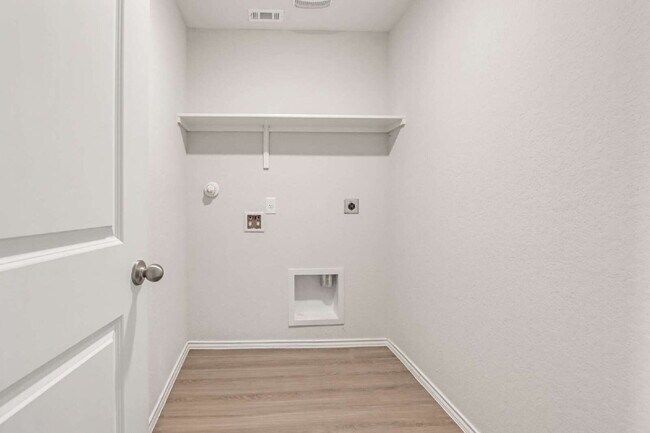 Building Photo - Charming 4-Bedroom Home in Redbird Ranch- HABC Accepted