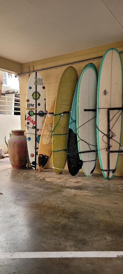 Building Photo - 2214 Aloha Dr