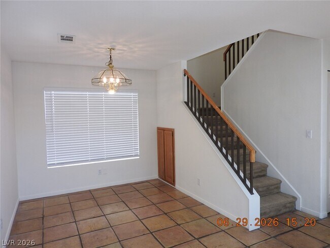 Building Photo - 742 Endicott Ct