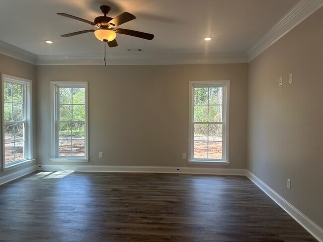 Building Photo - 116 Saxton Pl