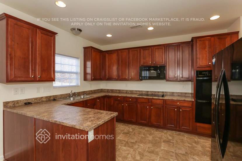 Building Photo - 3716 Tranquil Ct