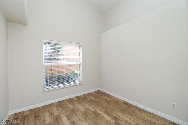 Building Photo - 15077 Cortona Way