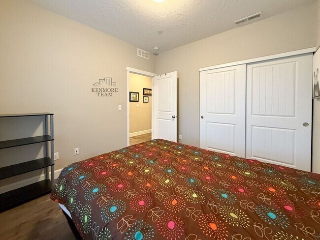 Building Photo - 6579 W 33rd Pl