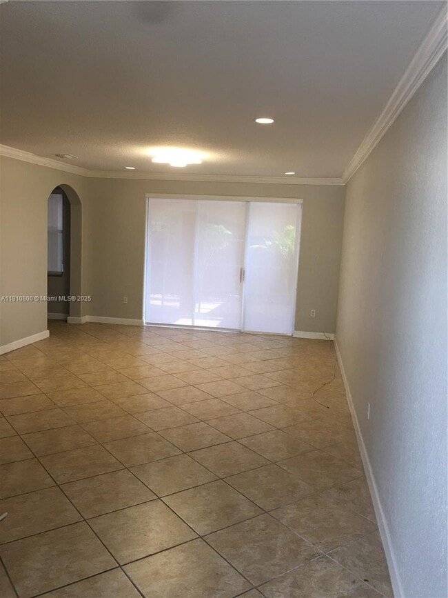 Building Photo - 15431 SW 39th Terrace