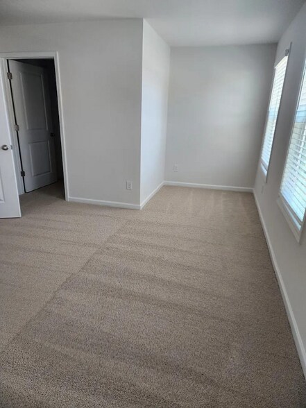 Building Photo - 4144 Steel Wy