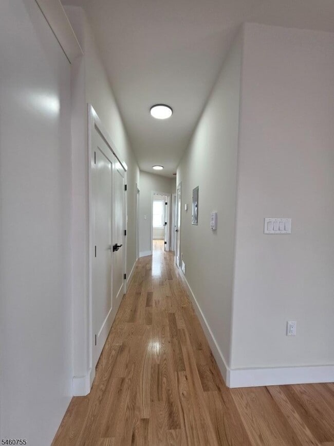 Building Photo - 747 Rahway Ave