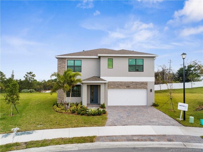 Building Photo - 2048 NE Ocean Dunes Dr