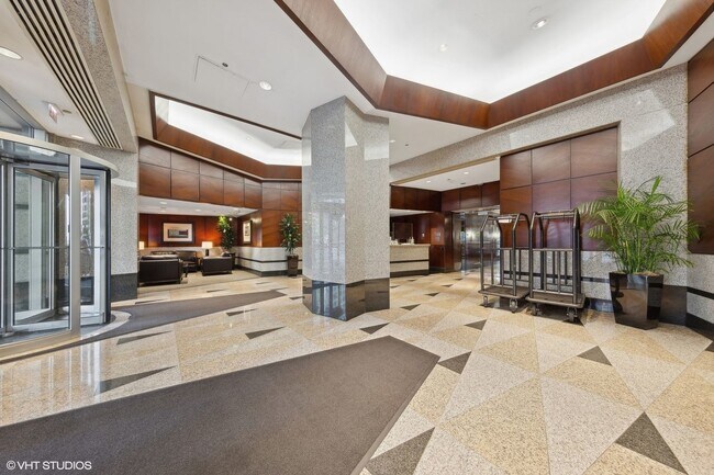 Building Photo - 440 N Wabash Ave