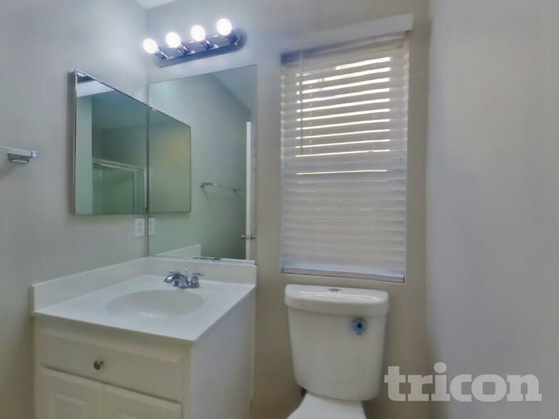 Building Photo - 13741 Starshine Dr