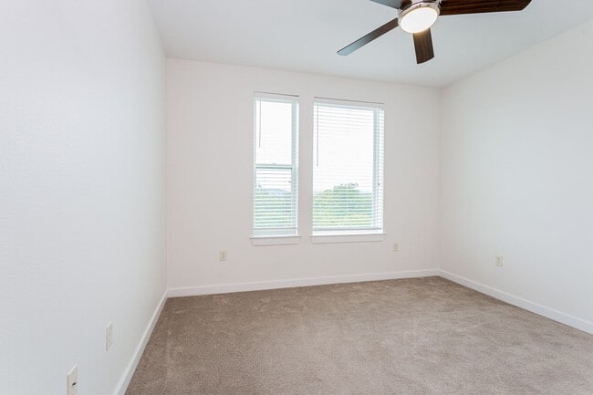 Building Photo - 1900 Barton Springs Rd